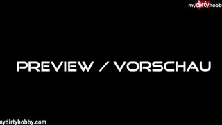 Világos Szőke fiatal kisasszony sztrapkóban pattan a faszra kint a castingon