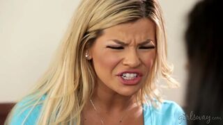 Abby Lee Argentin és Adriana Sephora forró tinédzser lesbi játékai