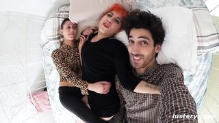 Vad otthoni édeshármas amatőr szeretkezés kiborotvált muff nélkül tabuk