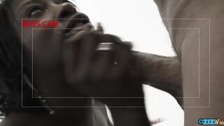 Fekete bomba milf csoportos kamatyolása fehér farkakkal seggben és kettő behatolással