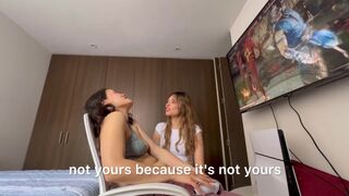 Megdugom a legjobb manusom lányát, miközben videójátékkal játszik