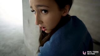 Carmen Rae pici pinája könyörtelen dugásba keveredik a castingon