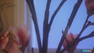 Hamis mellbimbók miatt forrósodik fel a leszbi barinő