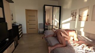 Nevelő faterom mindig bejön a szobámba zuhanyzás után