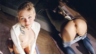 Apró világos szőke tinit keményen megbassza a jógás nadrágjában