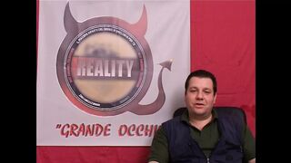 Világos Szőke MILF lenyűgöző mélytorok orálozása a valóságshow teljes filmjében