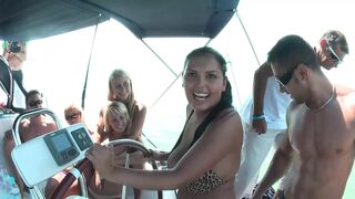 Csoportos Szex a Balatoni Yachton Anális Gangbanggel és Vad Szopással